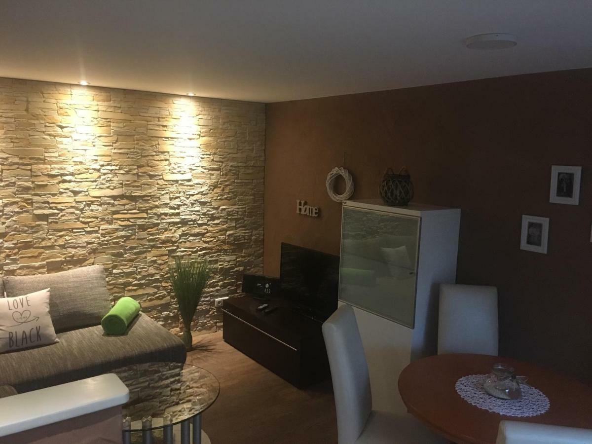 Ferienwohnung "Zur Glocke" Burg  Esterno foto